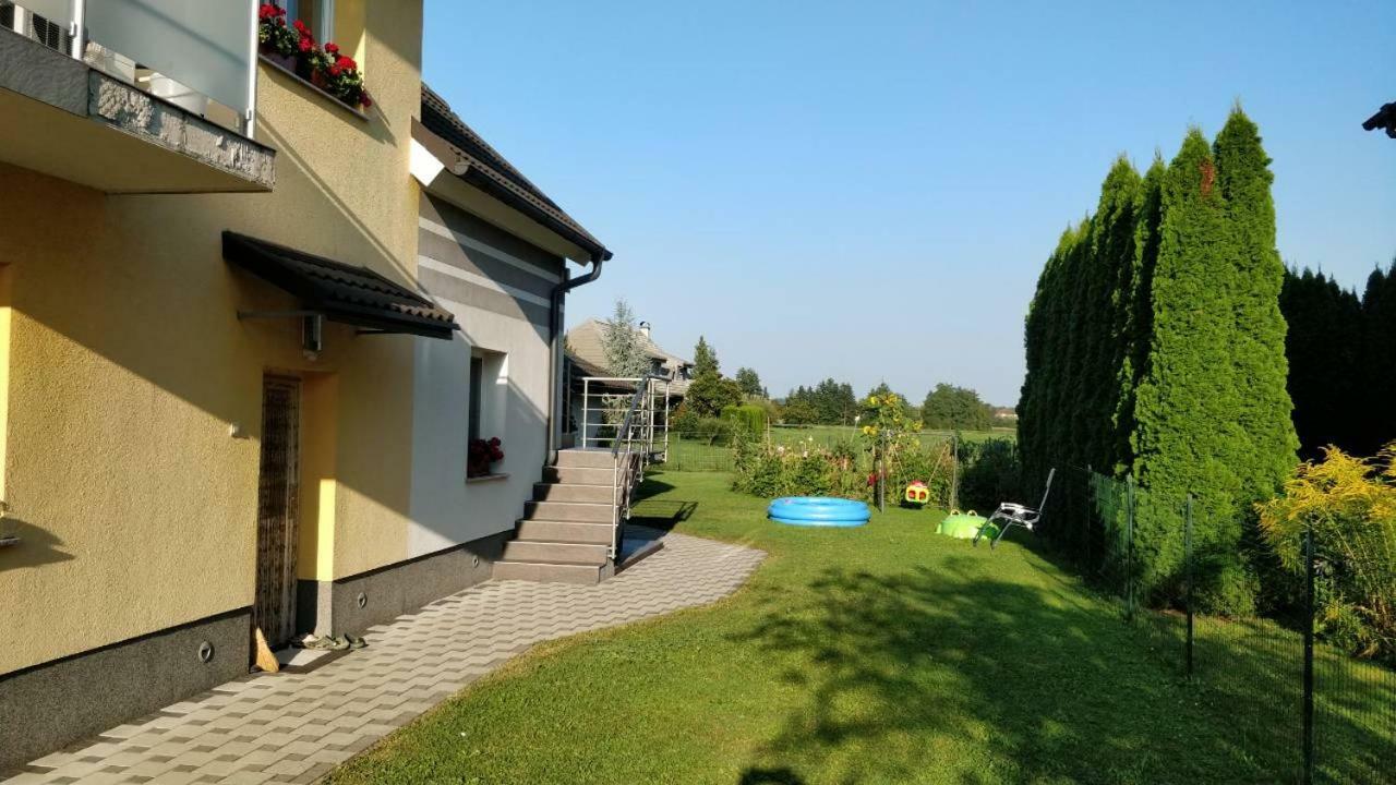 Ana'S Place Celje Buitenkant foto